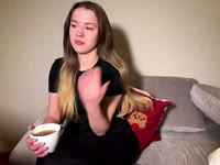 Hey! Welcome to my stream! I love music that matches my mood, deep conversations, and laughing until it hurts. I enjoy traveling, discovering new places, and finding inspiration in everyday life.