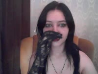 Just looking for fun, im very open and like complimets. Do u like show your camera too? Please i love it!