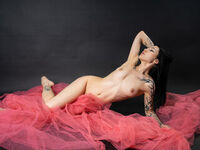 shower live cam AdelineValentine