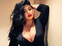 naughty camgirl masturbating AdiraMaeven