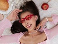 bedroom live webcam ElviaAlly