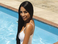 fingering webcam girl Gaenor