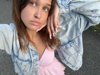 masturbating webcam girl JazminHalajian
