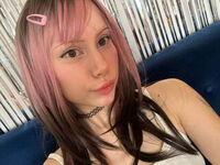 girl topless KayaSnowy