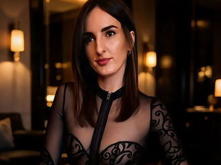 naughty camgirl masturbating LauraRiccoo