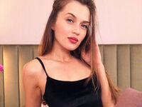 naughty cam girl masturbating with dildo QuinnTakara