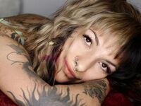 camgirl live porn VivVixen