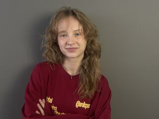 naked girl with cam WinnifredMckowen