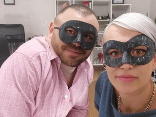 naked cam couple JessicaandRon