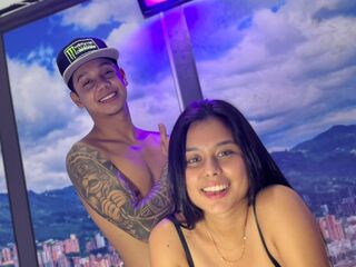adult couple sexchat KendallAndShawn
