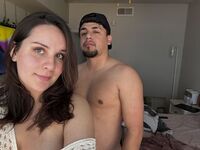 adult couple live sex webcam show OmarandAleene