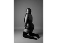 girl feet live webcam BrownNina