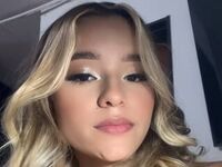 livechat AaishaCollin