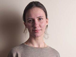 shaved pussy cam AkilahZarucki