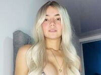 kinky webcam model AlisonWillson