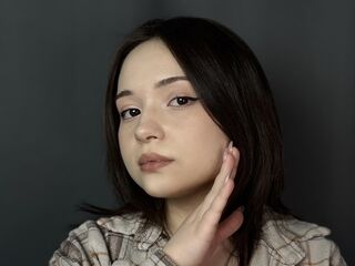 fingering girl cam AminaBaudoin