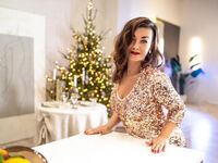 adult hardcore cam AnaHemsworth