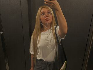 camgirl fingering wet pussy AnnaSebastian