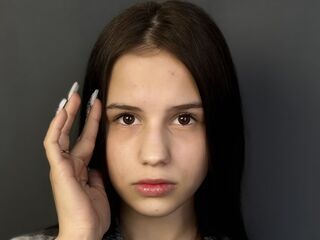 camwhore nude AnnetPintonin