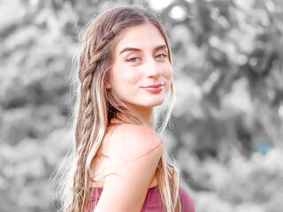 nude webcamgirl AnyaKursov