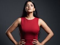 camwhore spreading pussy AparaLuxe