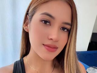 hot camslut ArianaBlosom