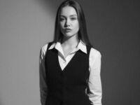 naked cam chat ArianeRovell