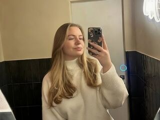 free sex cam AryaThomas