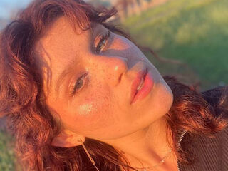 live webcam AstridChing