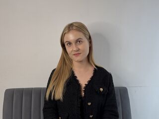 camgirl webcam sex picture BellaMonson