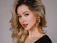 naked cam girl masturbating with vibrator CassieArmas