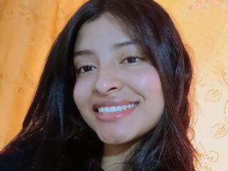 sexwebcam picture ChloeRocher