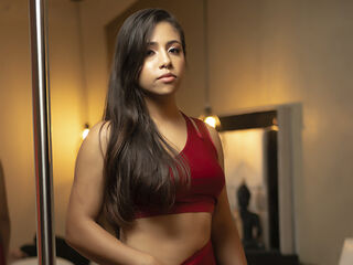 kinky cam photo CloheBell