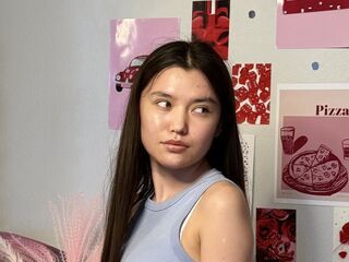 camwhore spreading pussy ClorindaOrkwis