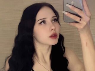 girl topless CorrinaWeirich