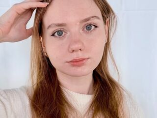 naughty webcamgirl CreolaMarn