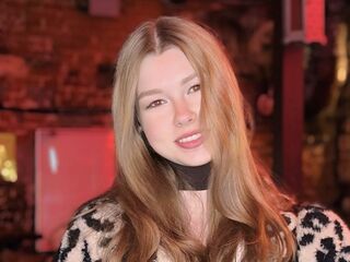 cam girl spreading pussy DainaThroneberry