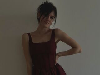 camslut fingering shaved pussy DiedreNiquette