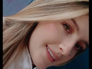 camwhore shaving pussy DioneKises