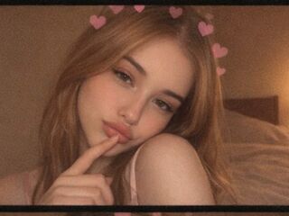 real live webcam ElaraWinslow