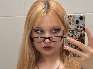 dirty live cam EloiseGow