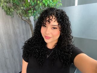 webcam live EmilyJune