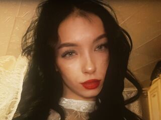 topless camgirl EvaPerelite