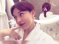 naughty camgirl GudrunManzone