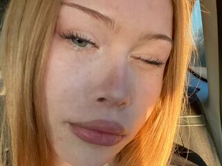 naked cam girl fingering pussy HaleyCorpuz