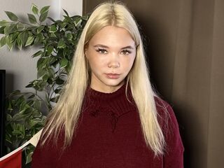 camgirl fingering bald pussy HeideSarkar