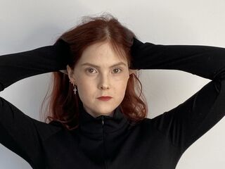 sexy webcamgirl IdaBerenger