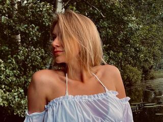 nude cam girl pic InaStark