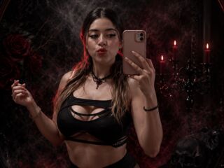 naughty cam girl masturbating IsabellaLancast