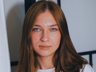 naked cam girl masturbating with vibrator JaniceHumprey